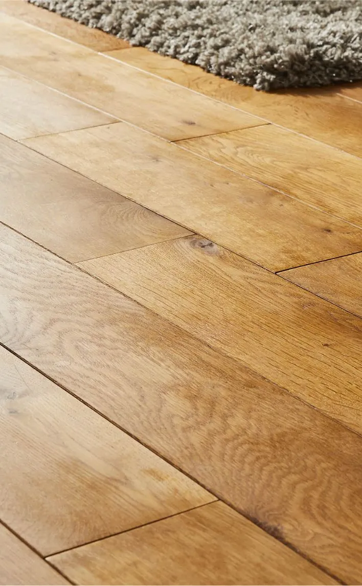 天然木の味わいを感じれるフローリング