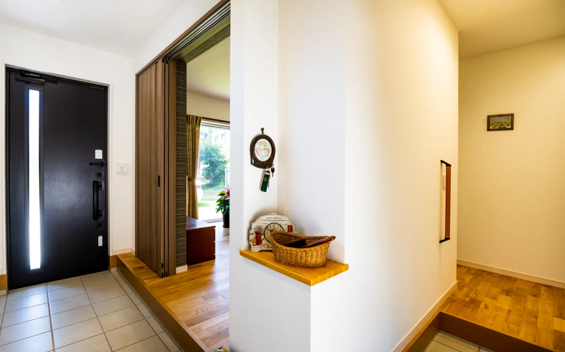 2wayアクセスの広い玄関