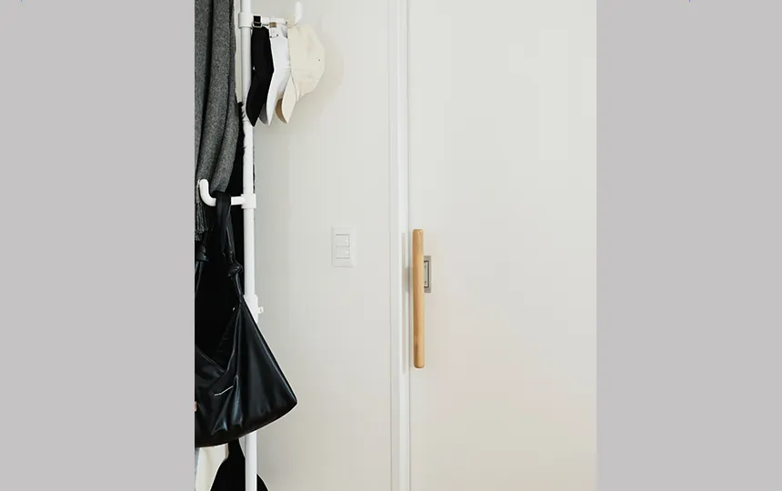 クロゼットの取手