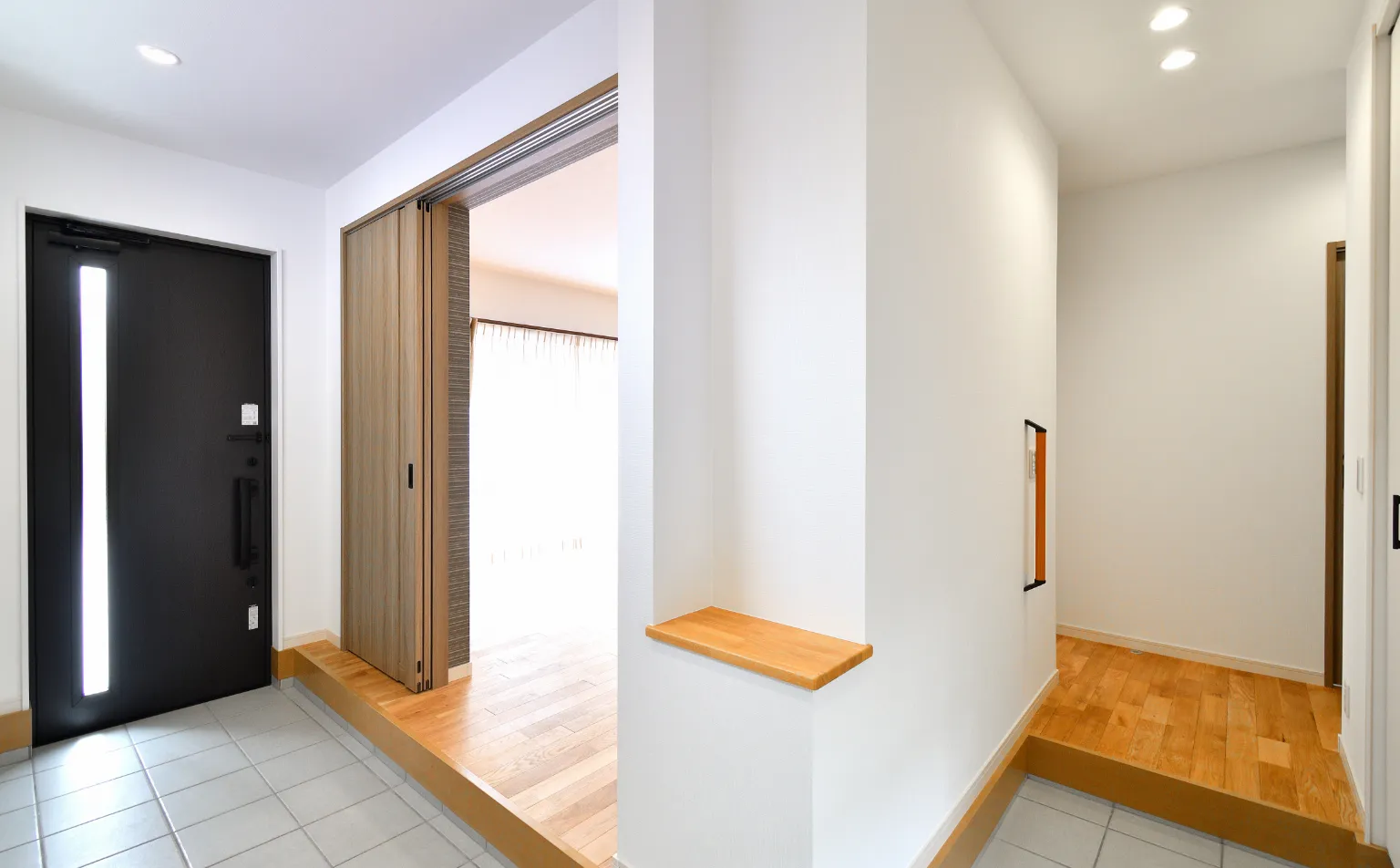 短い動線でゆったりと暮らす、夫婦二人の平屋の住まい - 3