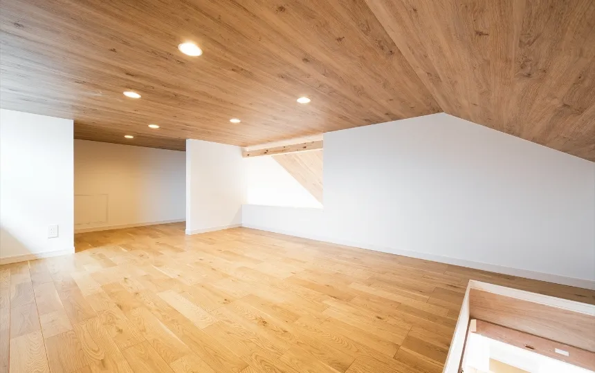 小屋裏収納