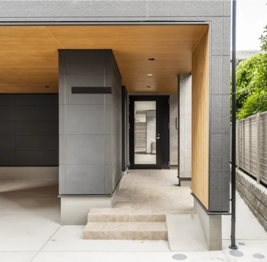 3階建て共同住宅 エントランス